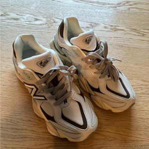 New balance 9060s Men’s size 9.5